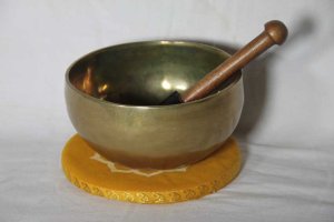 (Bild für) handgetriebene Klangschale 550 g