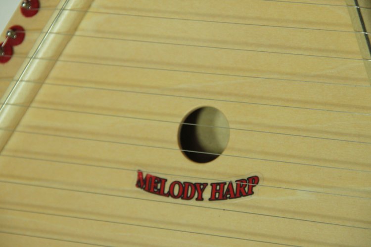Melody harp - zum Schließen ins Bild klicken