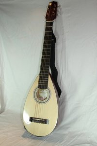 (Bild für) Reisegitarre